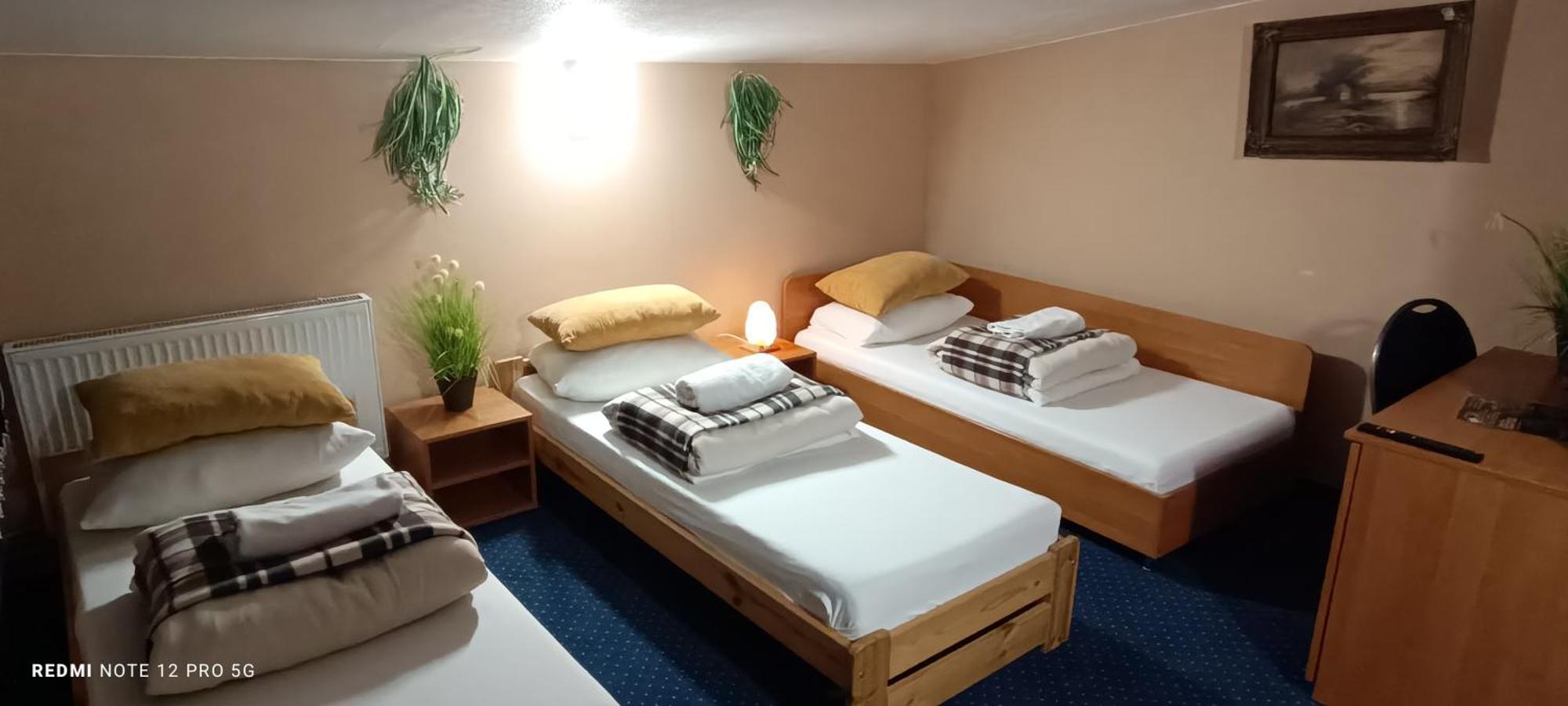 Zajazd Albatros Rzeszow Spa Exterior foto